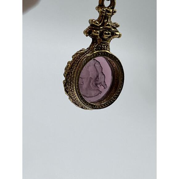 Goldette‎ Vintage Purple Glass Intaglio Cameo Silhouette 3 Strand Chain Necklace - Picture 14 of 16
